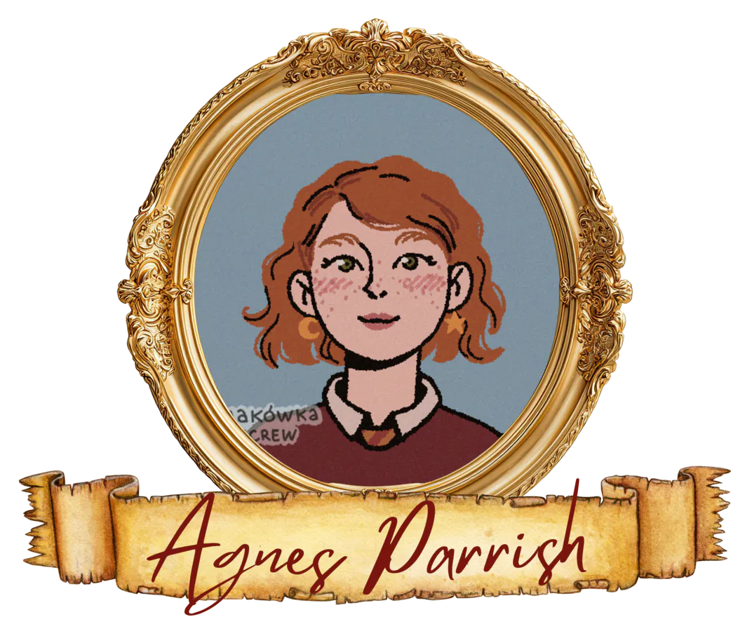 Image d'Agnes Parrish dans un cadre, un parchemin est présent en dessous où y est inscrit Agnes Parrish en lettres rouges cursives